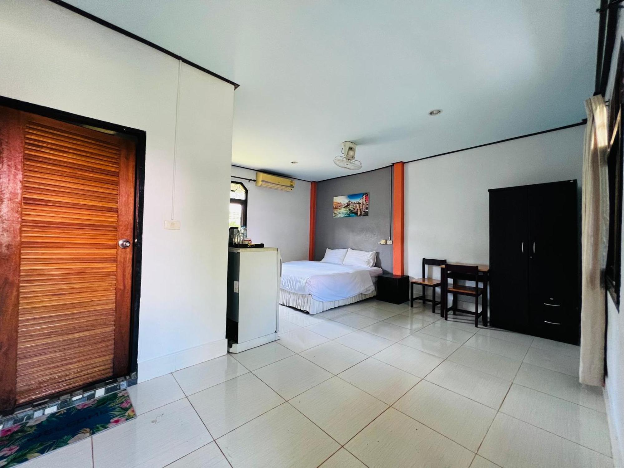 Prukrom Lanta Guesthouse Ko Lanta Zewnętrze zdjęcie