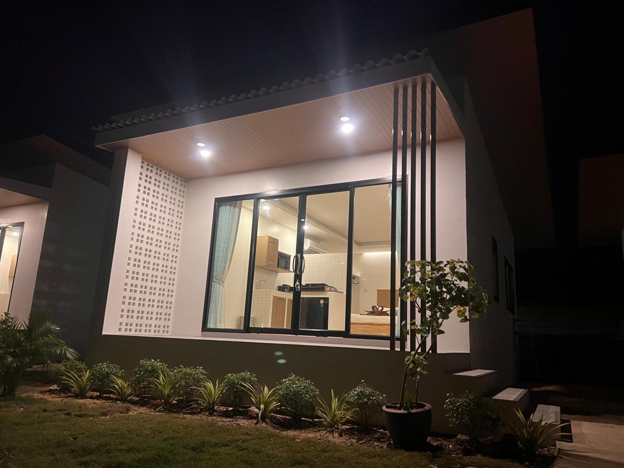 Prukrom Lanta Guesthouse Ko Lanta Zewnętrze zdjęcie